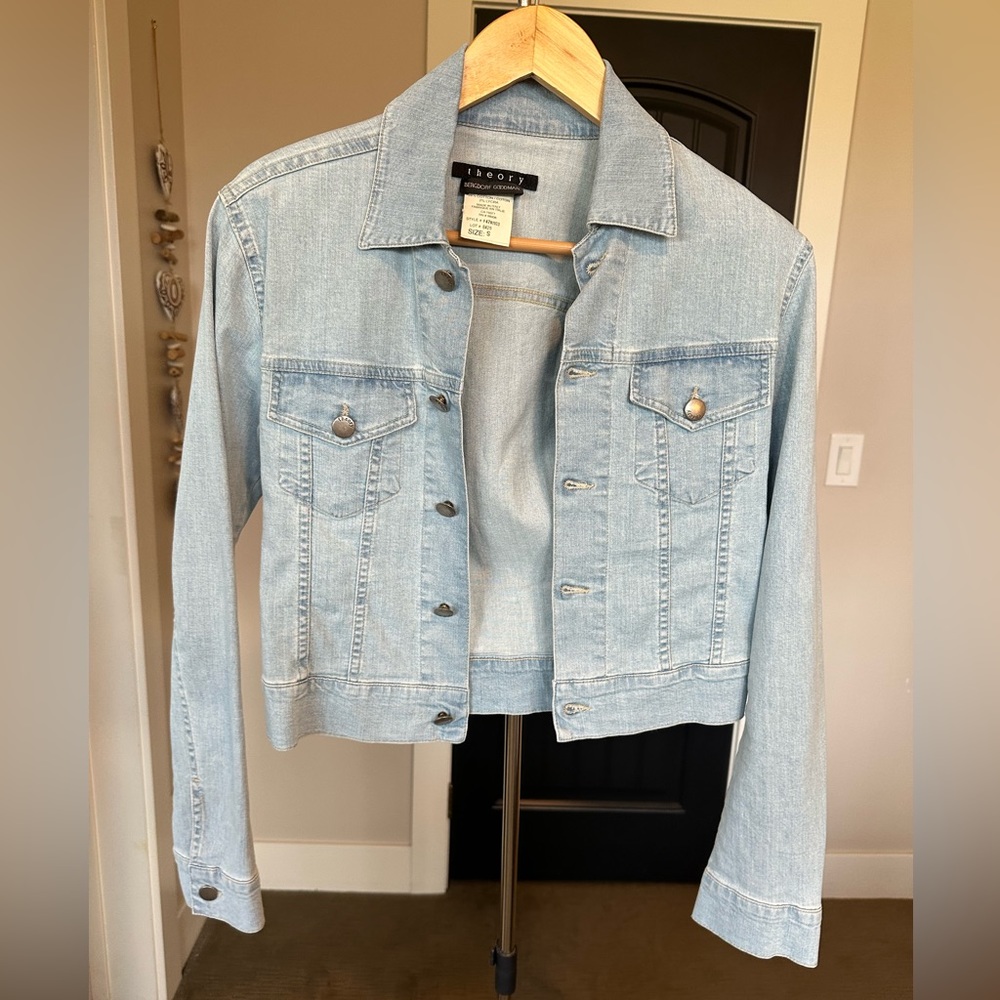 NEW Bergdorf Goodman’s Theory Italian Designer Denim Jacket Size Small